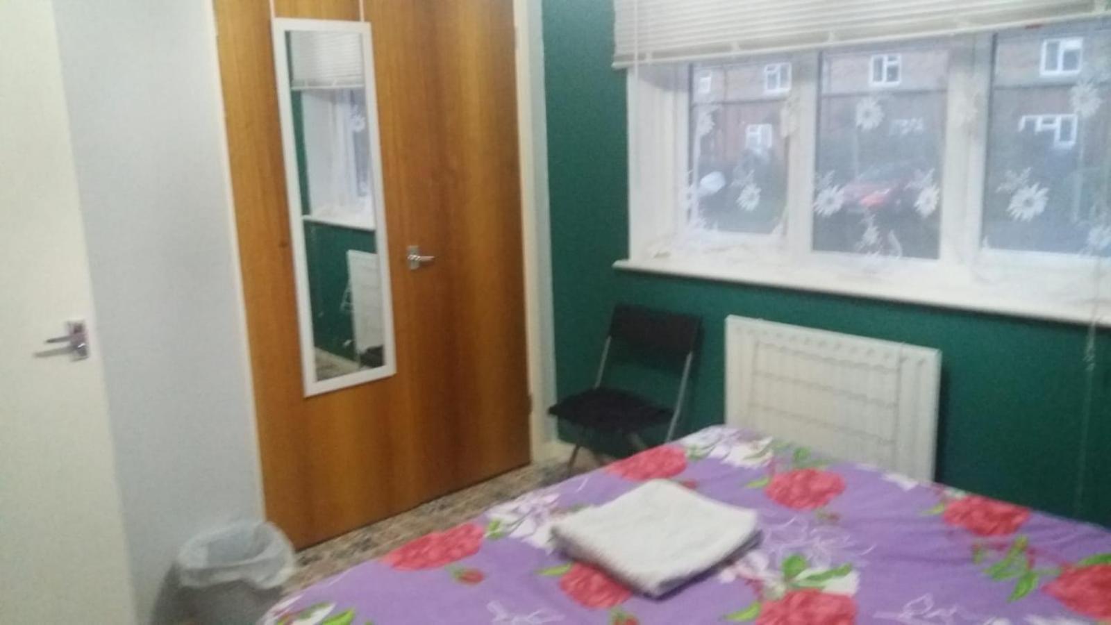 דובר Spacious Double Room Located Within Walking Distance To Seaside And Town מראה חיצוני תמונה